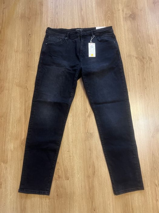 Продам джинси нові, розмір 36/32.