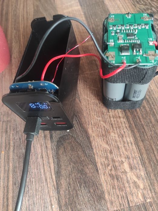 Корпус павербанку 100w 21700 на 12акб