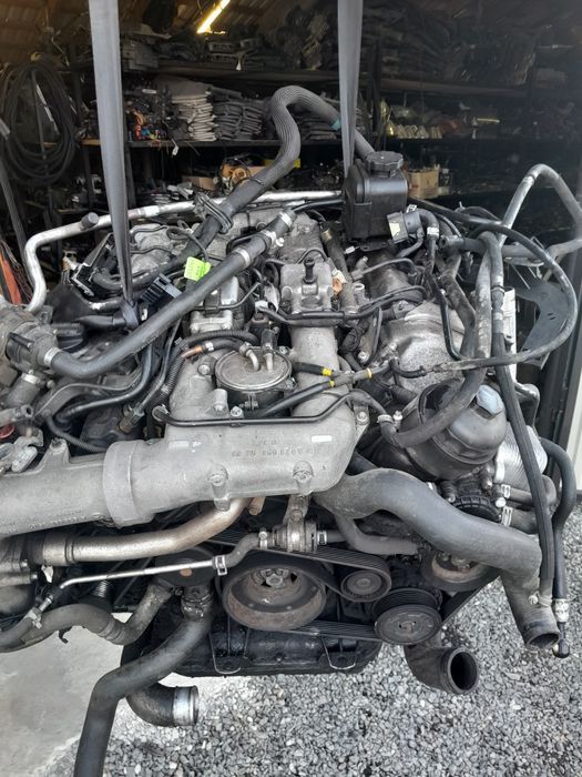 Двигун ОМ628 4.0d Ml163