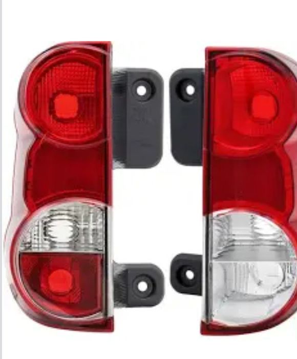 Задний фонарь стоп Nissan NV 200 Ниссан НВ200