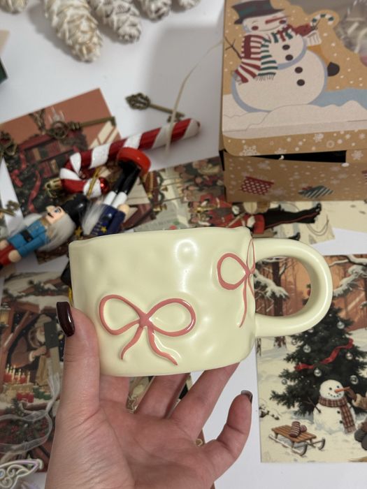 Чашка кружка горнятко з бантиками