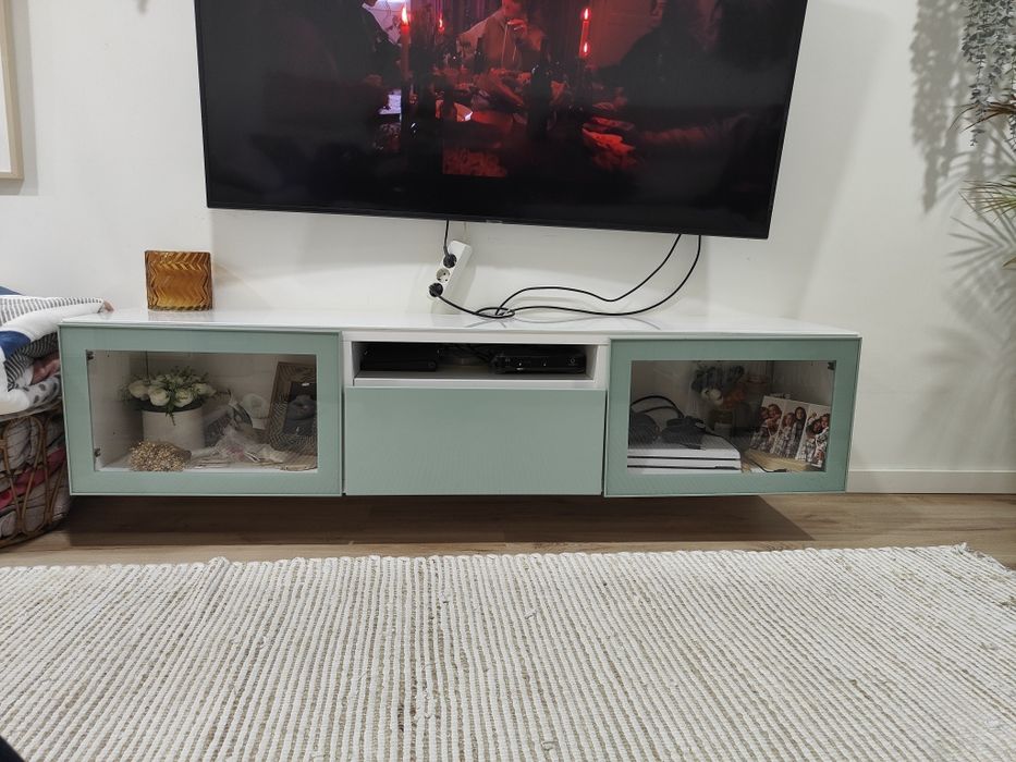 Móvel besta ikea