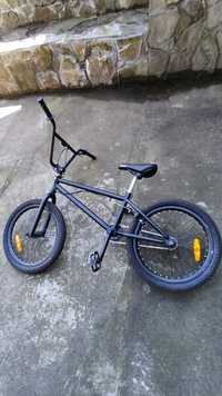 Трюковий велосипед бмх BMX