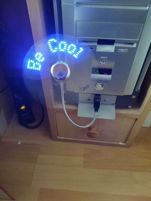 Wiatraczek mini na usb elastyczny