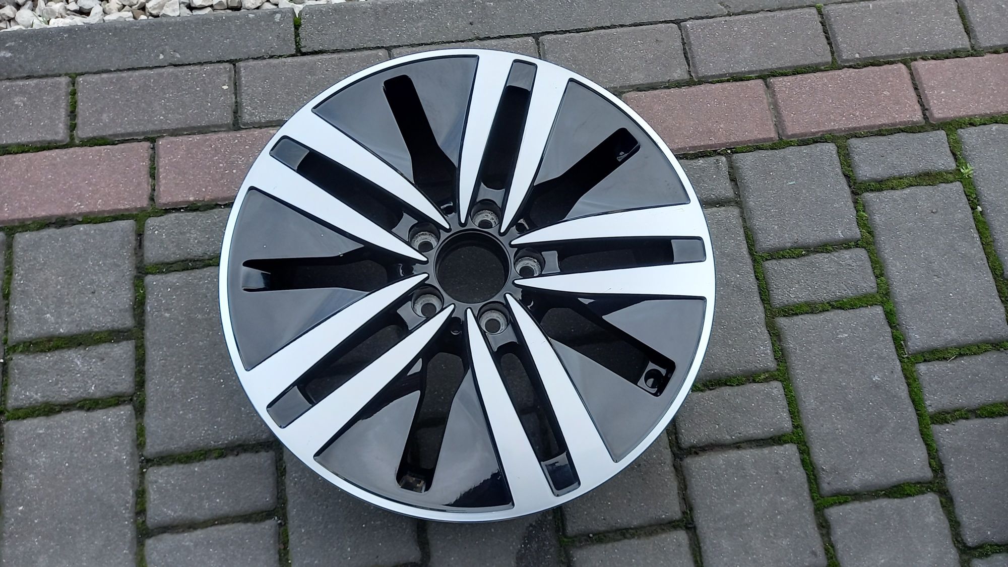 Felga Mercedes A Klasa 6,5J 17" ET 44 1 sztuka