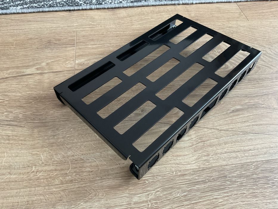 Pedalbord Aluminiowy gitarowy/ basowy