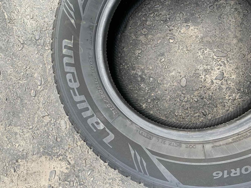 Шини 215/70 R16 пара Laufenn 2019p зима  6мм