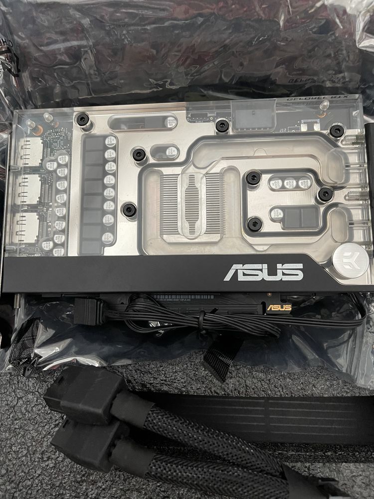 Karta graficzna Asus GeForce RTX 3070 EK