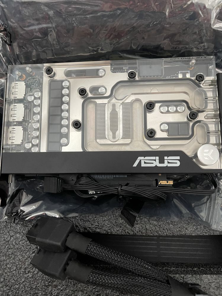 Karta graficzna Asus GeForce RTX 3070 EK