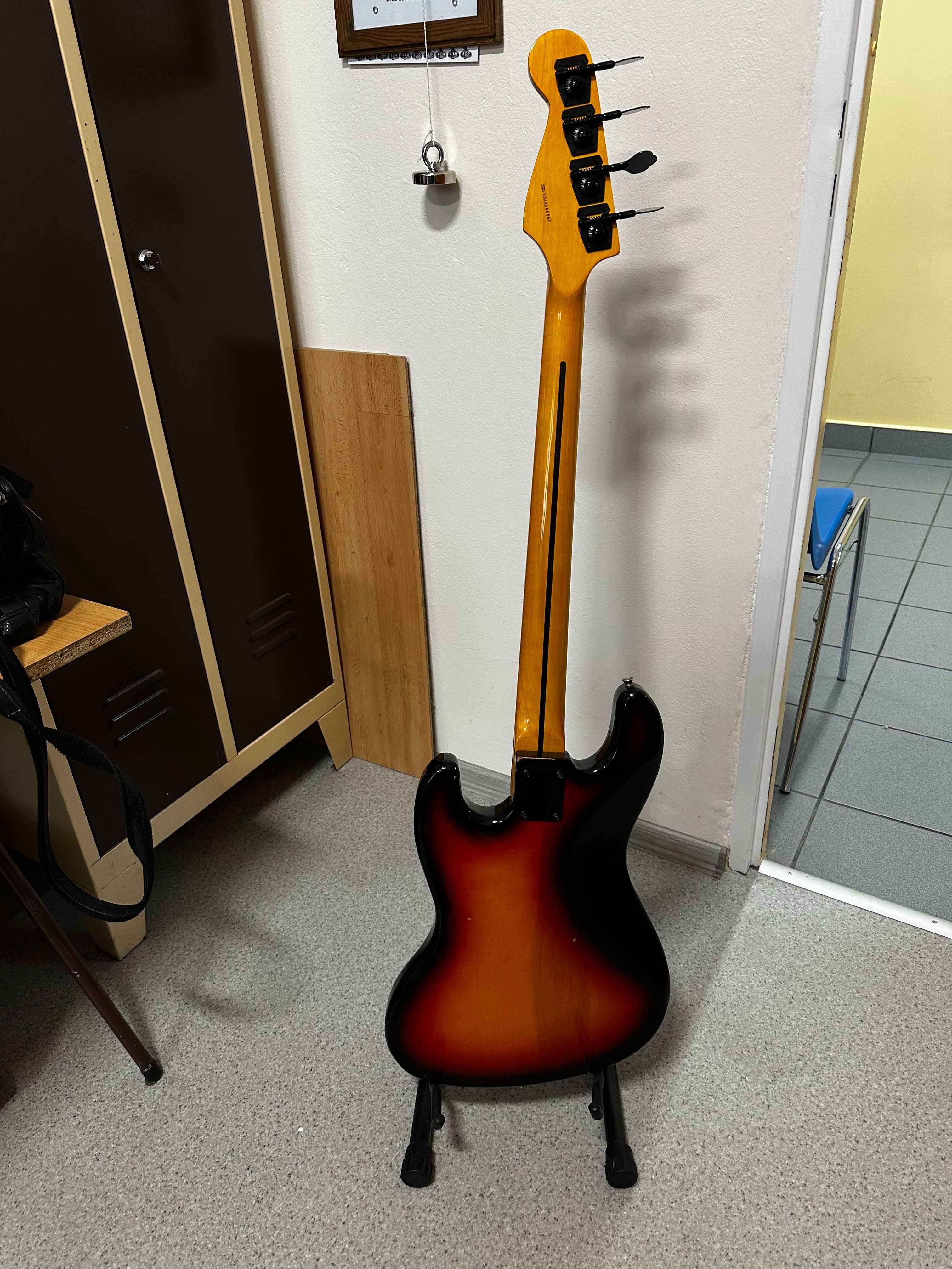 Gitara Fender Precision Bass