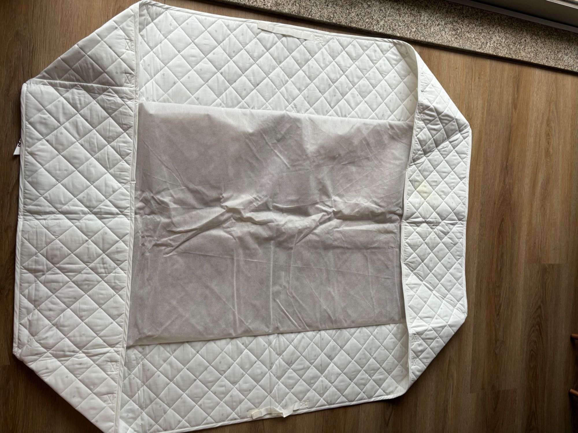 Proteção de cama de bebê