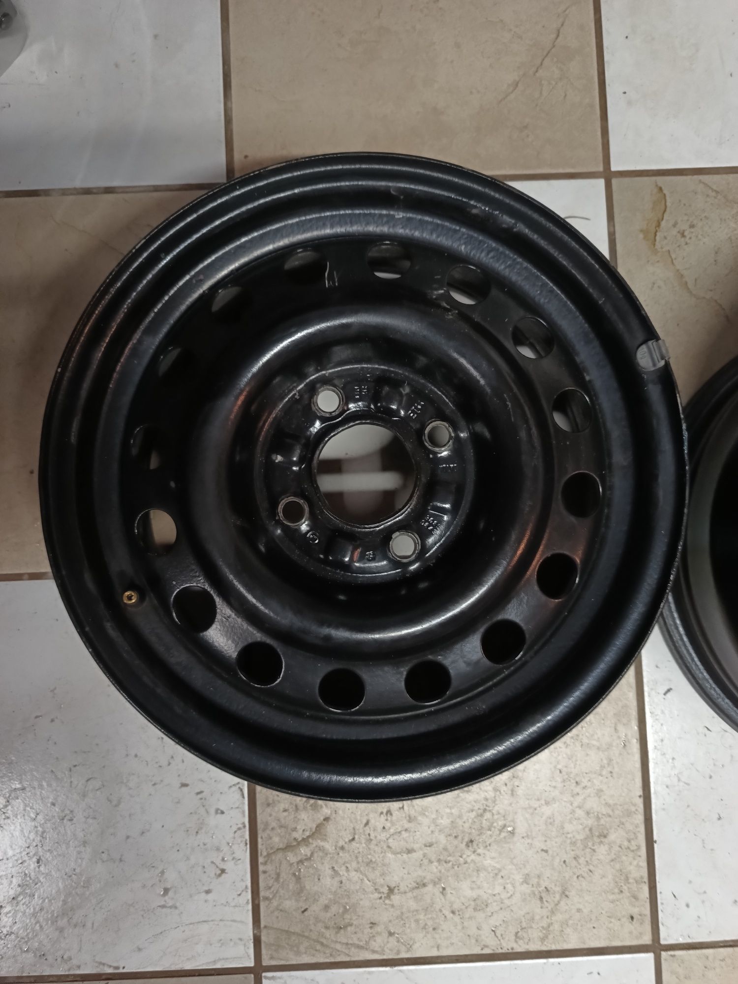 2x Felgi stalowe 15" 4x114,3  ET 44 Volvo