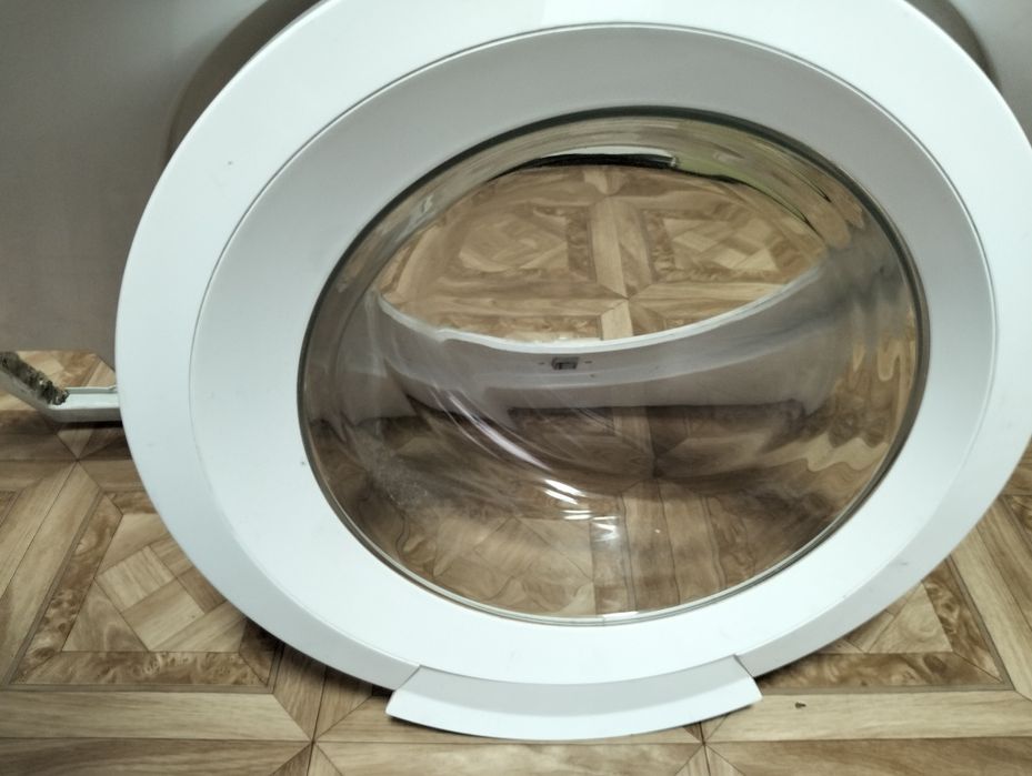 на запчастини  оригінали стіральна  siemens IQ500