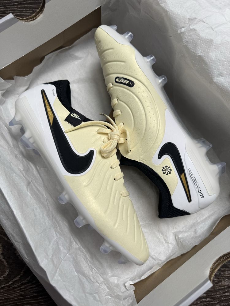 Оригінал!Футбольні бутси Nike Tiempo Legend 10 FG (40.5 EU) DV4328-700