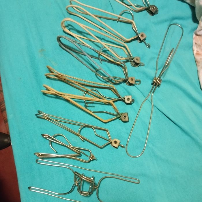 Вішалки для одягу розкладні