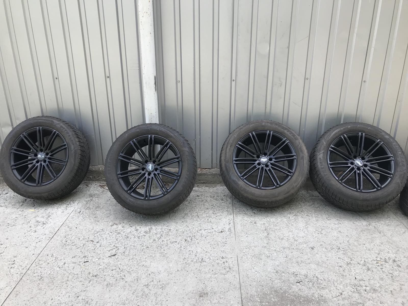 Продам диски R19 + зимова гума