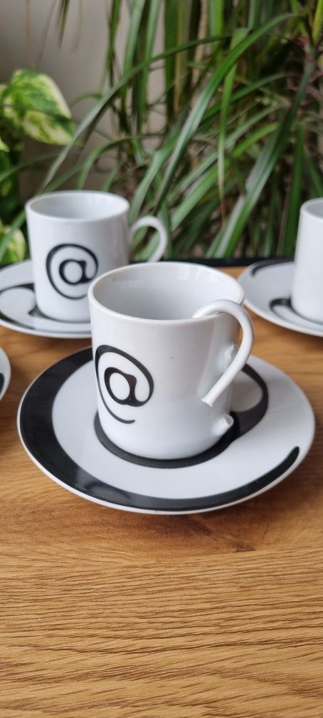 Zestaw kawowy espresso - dla 4 osób.