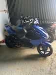 vendo duas aerox uma em bom estado