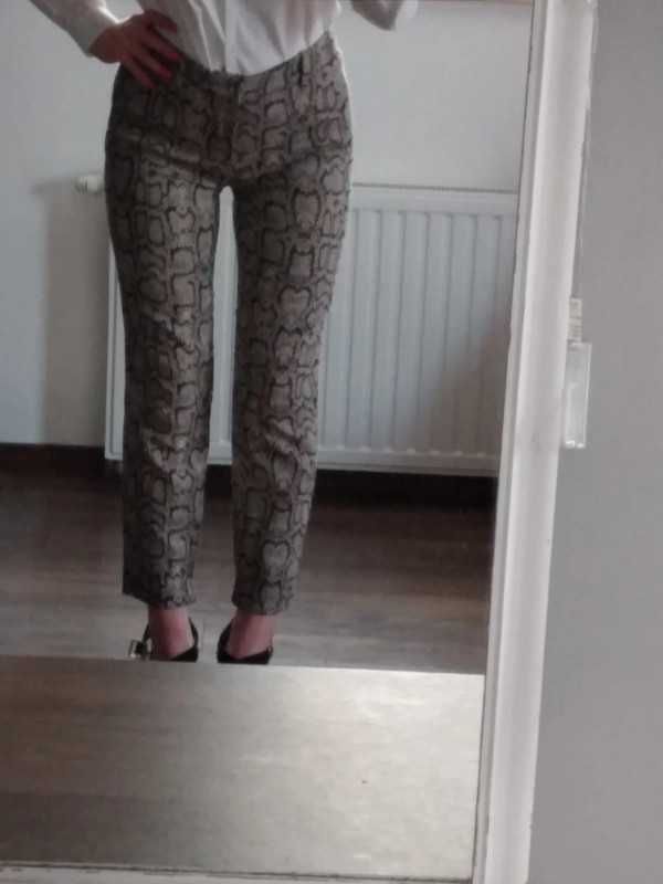 Eleganckie spodnie,skóra węża,r.XS,zara