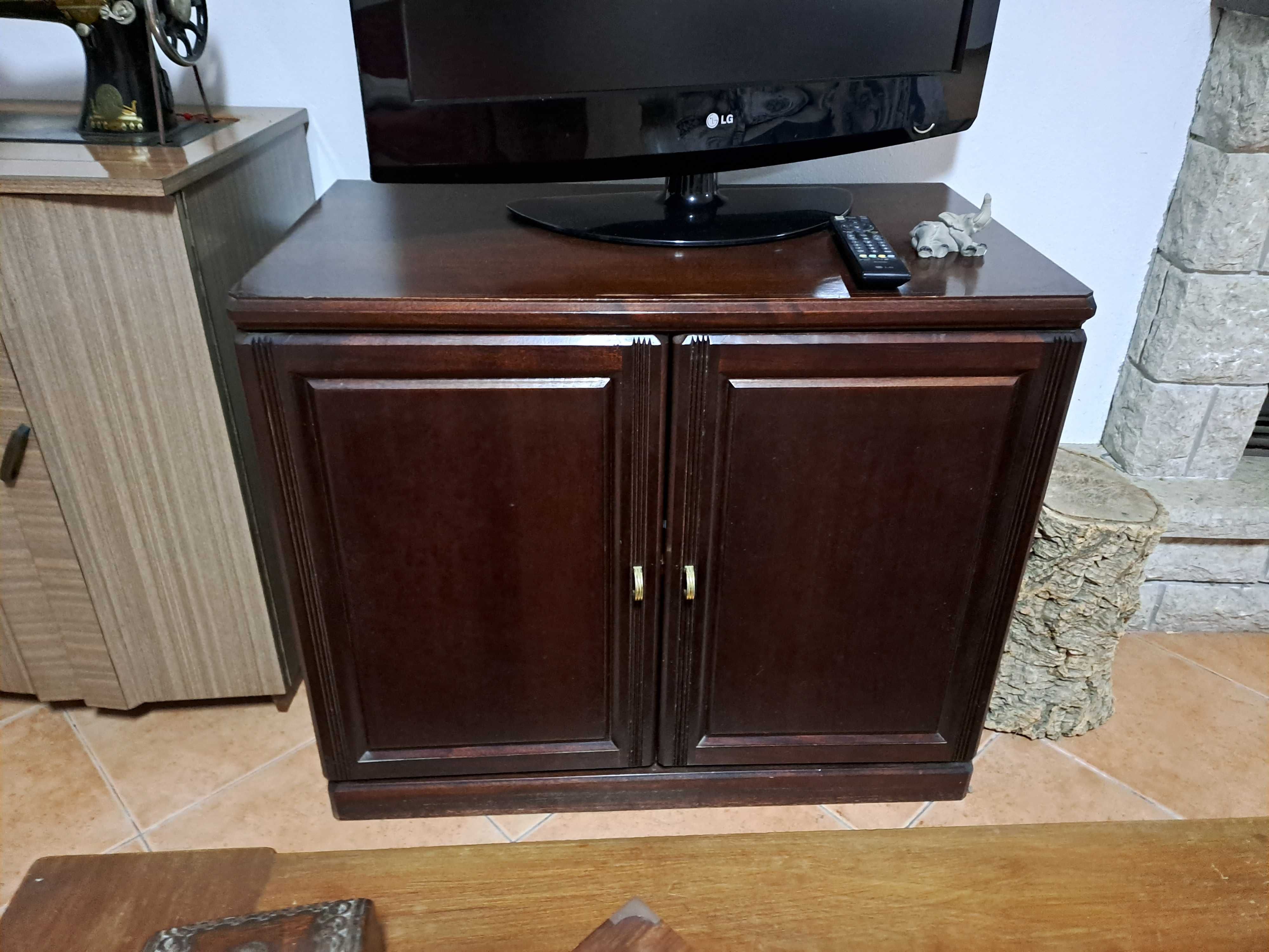 Conjunto de móvel de Tv, estante e mesa de centro