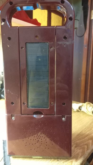 Продам фонарь с солнечной батареей