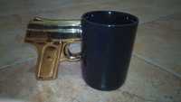 Caneca de coleção de pistola