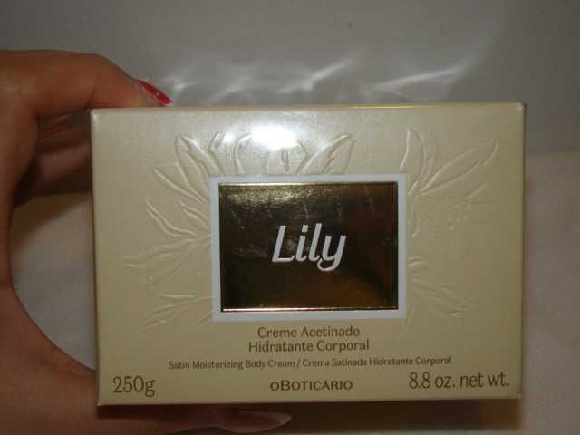 Lily, Creme Acetinado Hidratante Corporal, 250g, de O Boticário