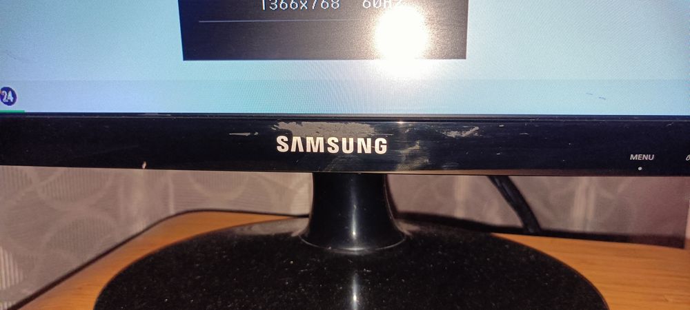 Monitor Samsung...