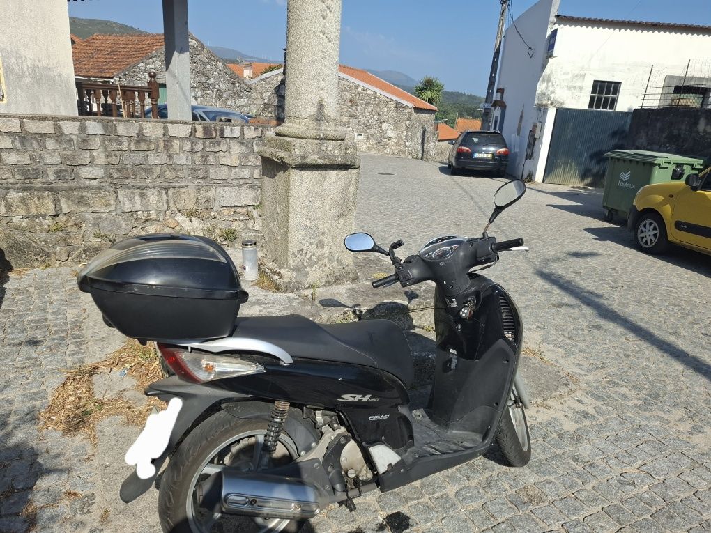 Honda Scooter SH125