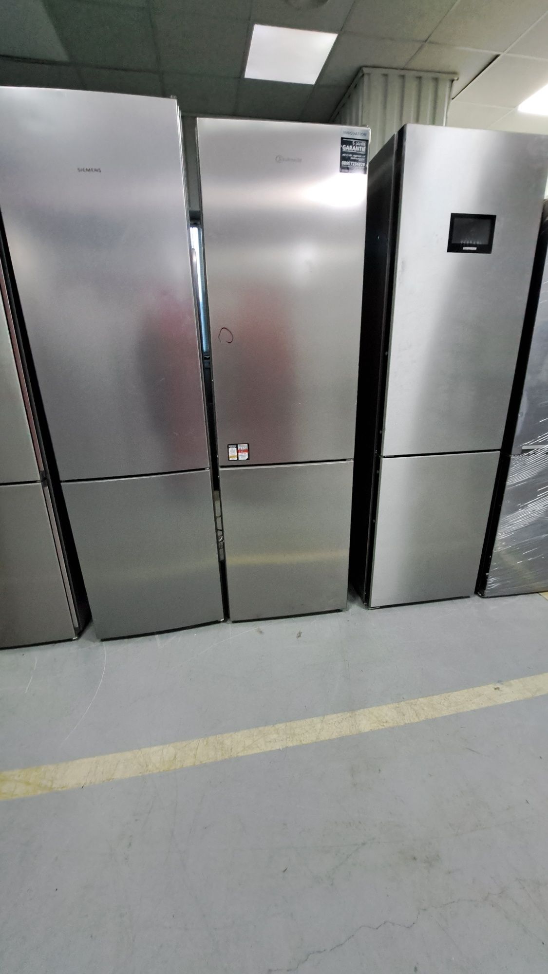 Високий сучасний холодильник Liebherr з гарантією та доставкою