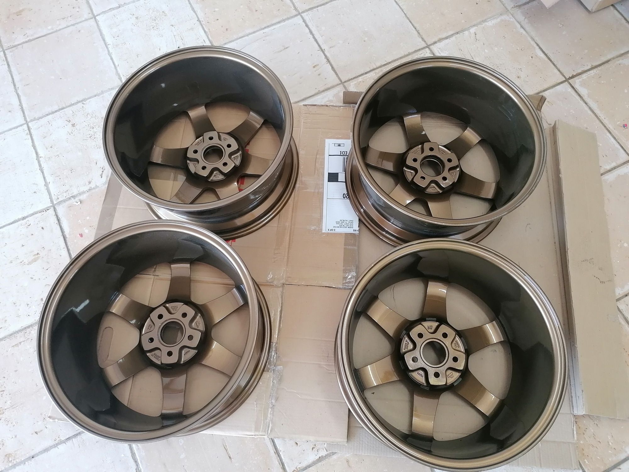 Rays TE37 OG Bronze / Volk Racing wheels