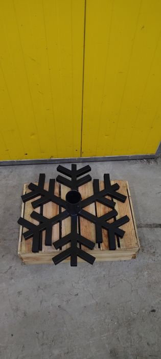 Stojaki pod choinkę