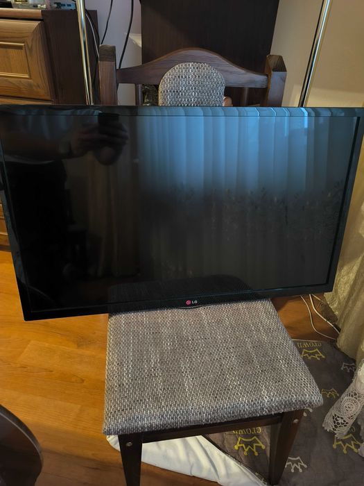 Телевізор LG 32LN5400