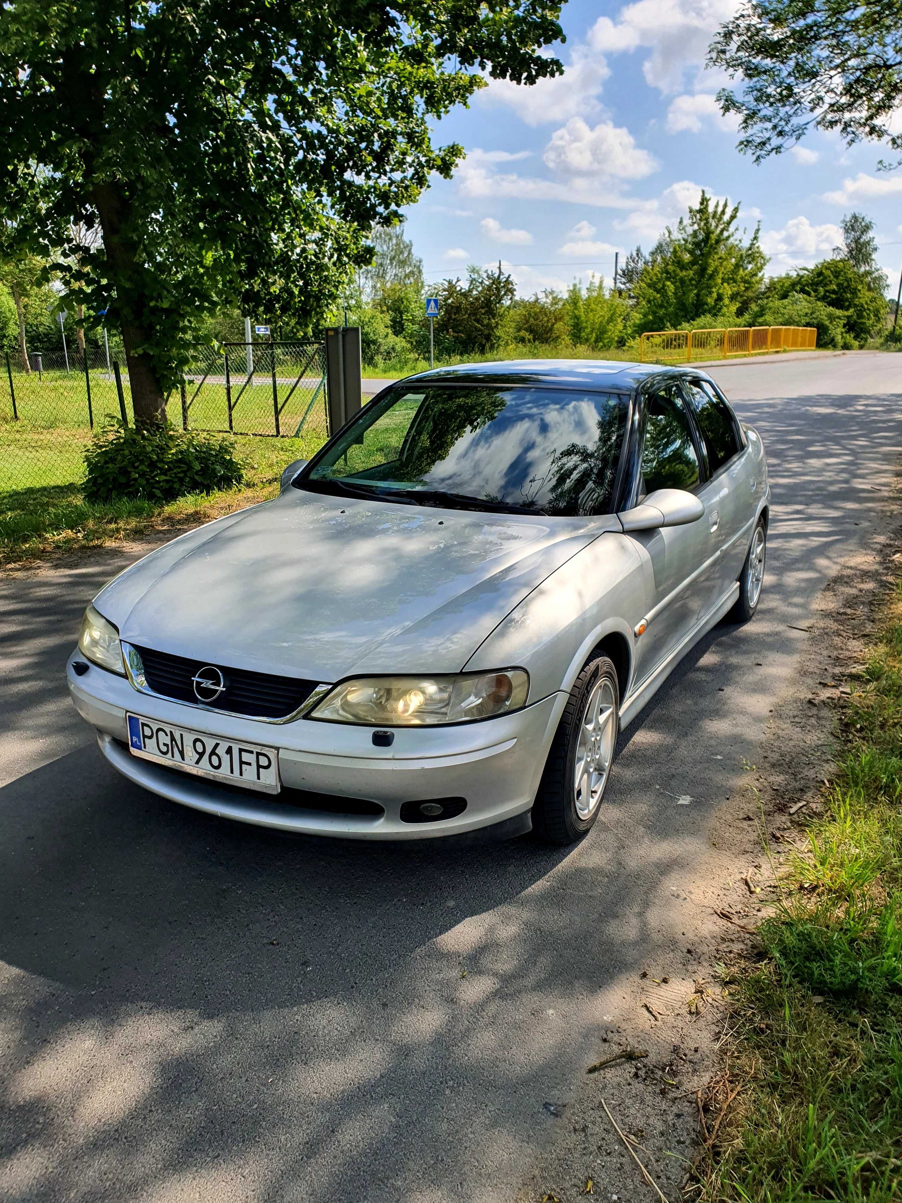 Opel Vectra B 2.2