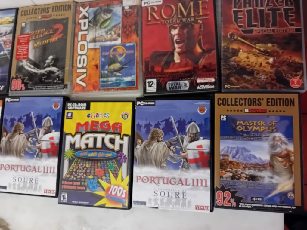 Conjunto de 15 Jogos Pc Diversos