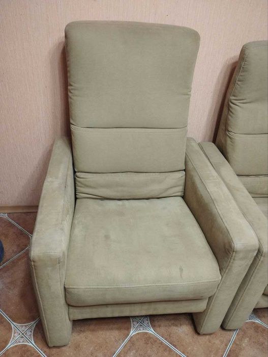 Продам диван та крісло