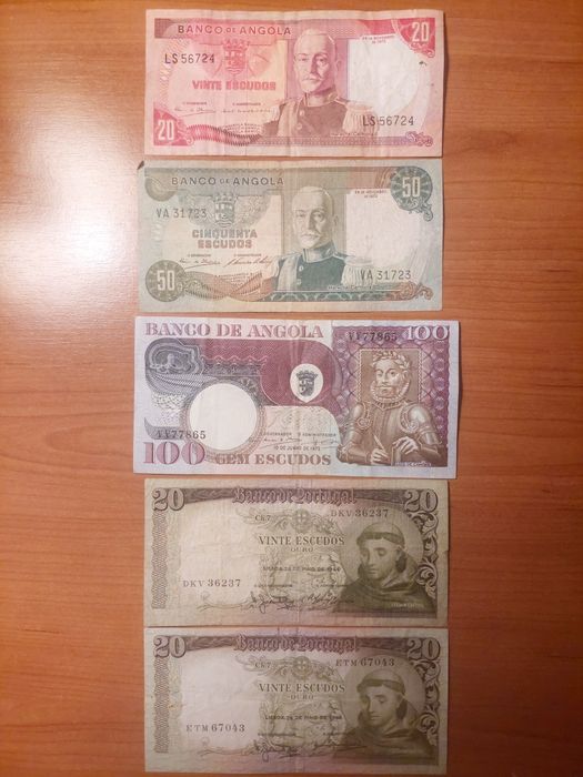 Notas republicanas e ultramarinas