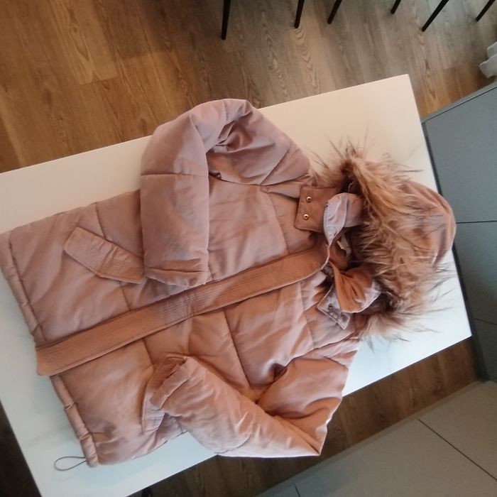 Bardzo ciepła kurtka zimowa hm