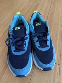 Кросівки дитячі Nike, розмір 37