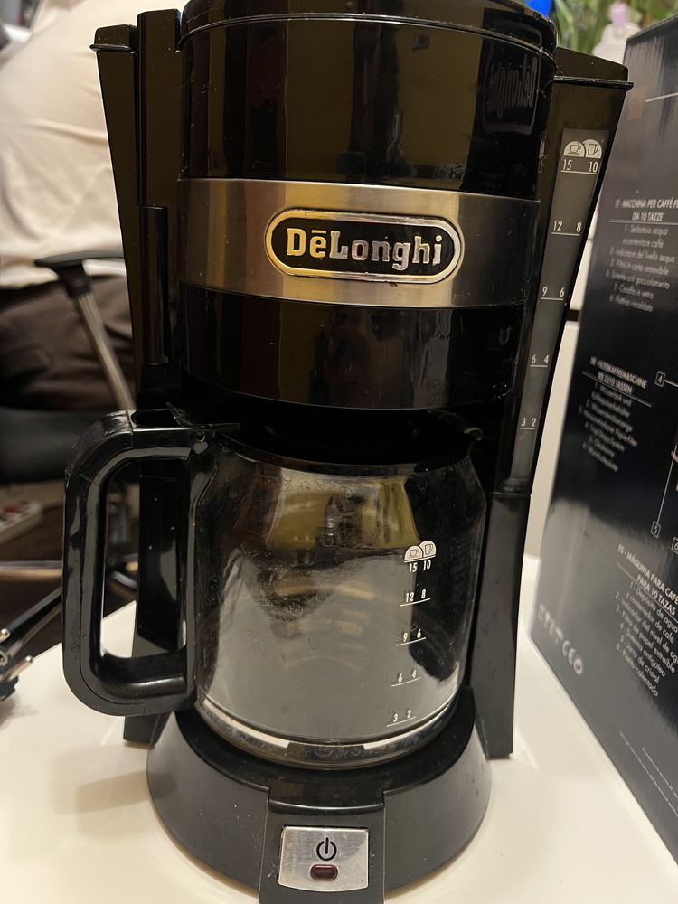 Ekspres przelewowy DeLonghi