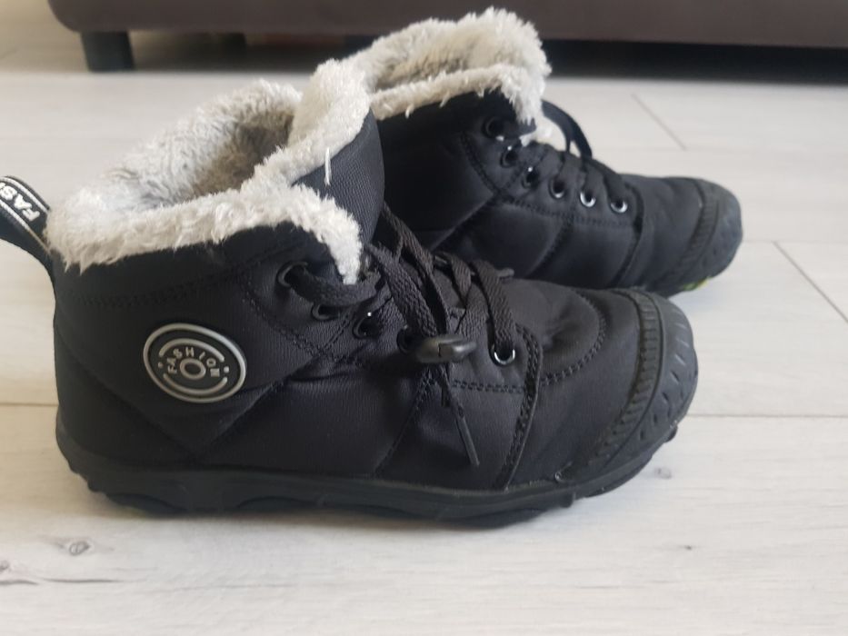 Buty zimowe chłopięce roz.34