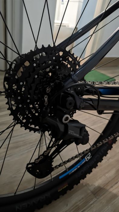 BICICLETA BTT DE PASSEIO 
540 29" AZUL/PRETO