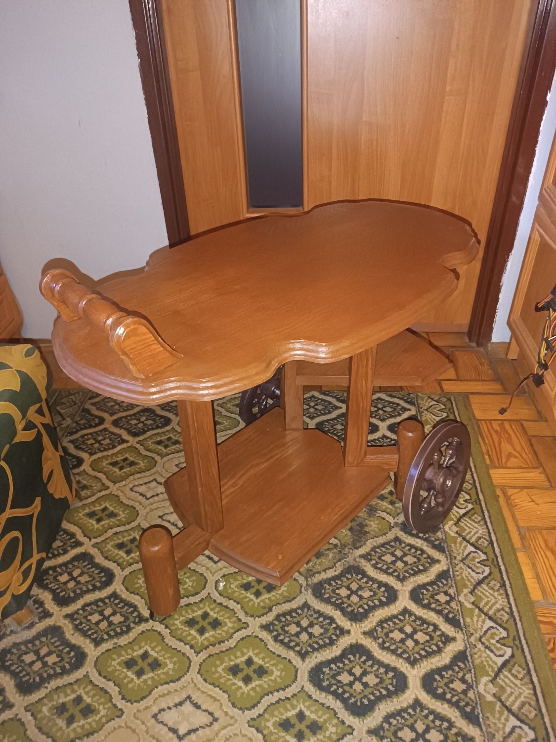 Stylowy Dębowy Barek Vintage
