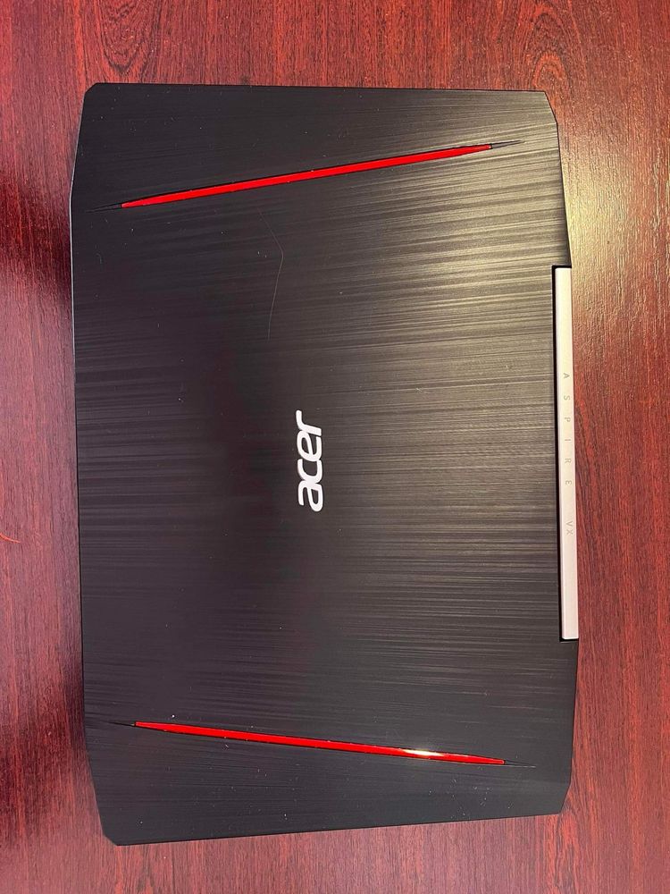 Acer Aspire VX (GTX 1050Ti, 32GB, 2x SSD, I7)
