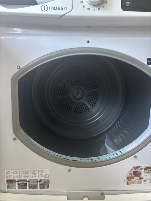 Maquina de secar roupa indesit G45