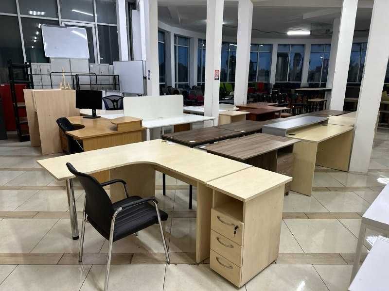 РОЗПРОДАЖ СКЛАДУ МЕБЛІВ, столи, крісла, стільці,тумби, шафи, стелажі
