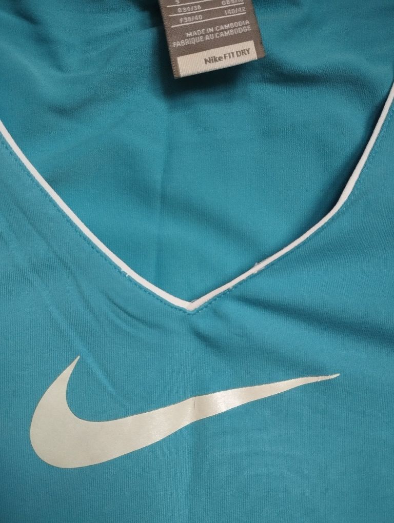 Koszulka sportowa  damska Nike 164