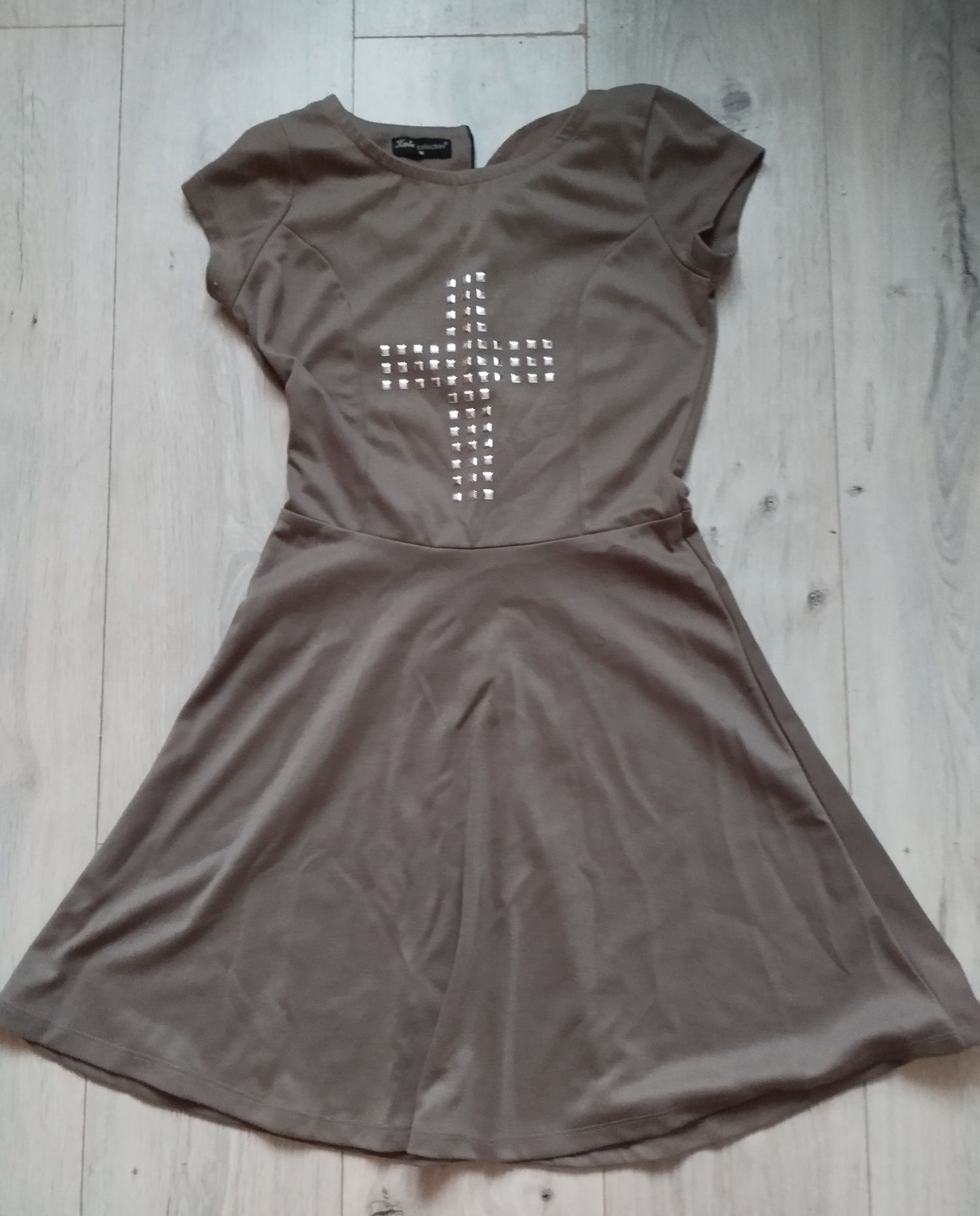 Sukienka Kate collection M z krzyżem z cekinów