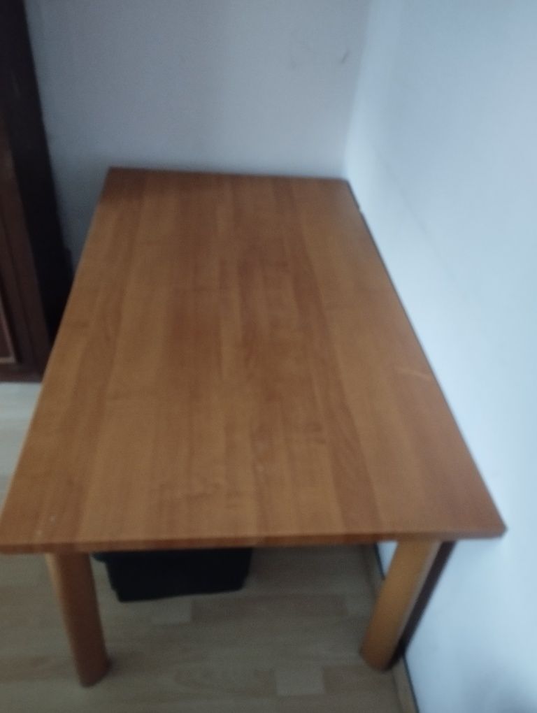 Sprzedam stół do jadalni