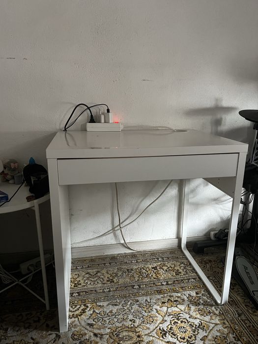 Secretária MICKE IKEA